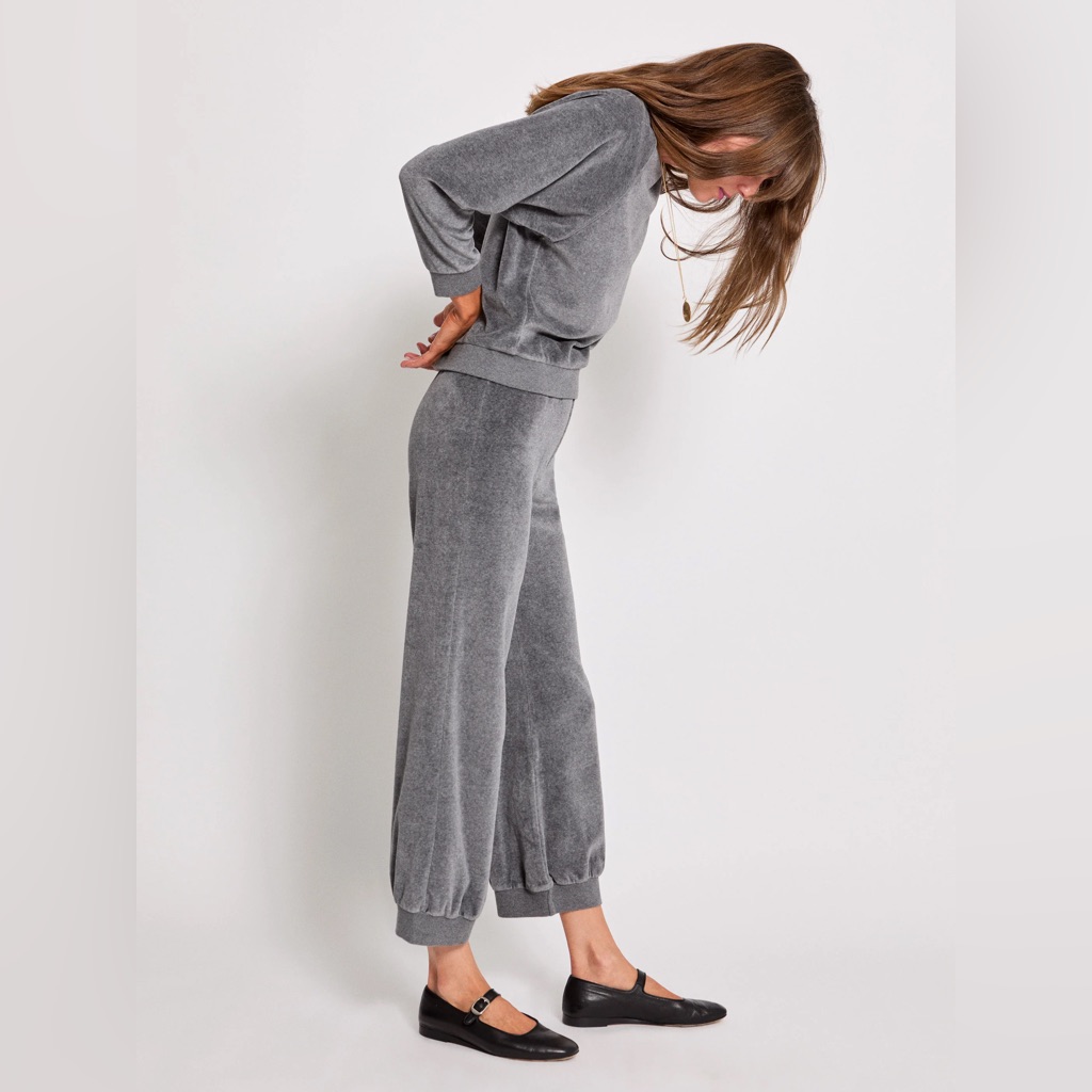 Full Set: Suzi Kondi Tosk Pants & Samos Oversized Sweatshirt In Velour Size M